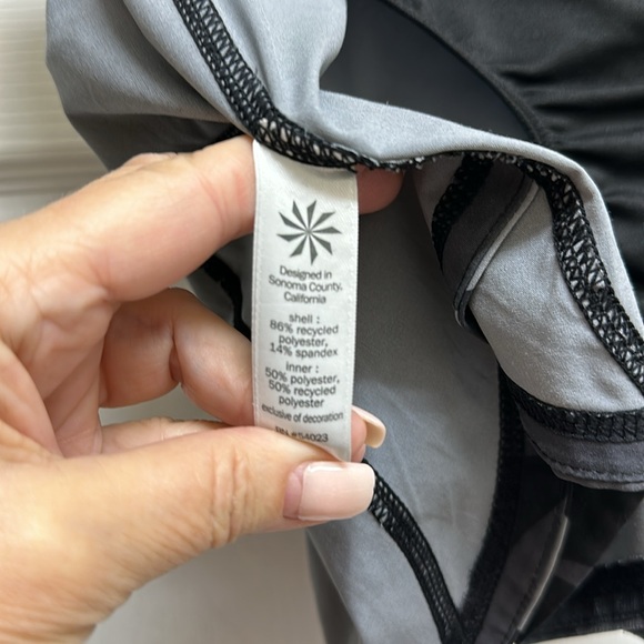 Athleta Ready Set Short *Camo - Picture 14 of 14